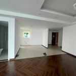 Bán căn hộ tầng trung tòa e1 ciputra hà nội