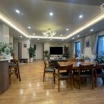 Chính chủ bán gấp căn 3 ngủ tòa c6 vinhomes d''capitale giá mềm