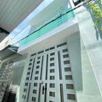 Nhà đẹp cạnh bến ninh kiều