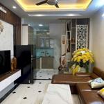Nhà mới đẹp gần phố - ngõ nông rộng nội thất đẹp - đầy đủ công năng dân trí cao an sinh đình vĩnh hưng 5 tầng 35 mét vuông mặt tiền 3,5 m