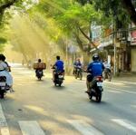 Cho thuê nguyên căn 6 tầng, có thang máy mặt phố trần nguyên hãn