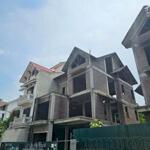 Bán bt kđt thành phố giao lưu phạm văn đồng; sđ 210m, mt 11m, 4 tầng. 73 tỷ