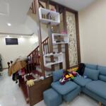 Cho thuê nhà riêng 4 tầng thạch bàn, long biên. 42 m. giá: 10 triệu/ tháng. lh: 0984.373.362