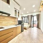 Căn studio cao cấp #bancông rộng cửa sổ thoáng tông gỗ gần chợ phạm văn hai tân bình