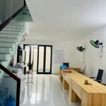 Nhà gói 8 mỹ gia đường hoa giấy (trục đường số 59 rộng 27met)