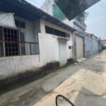 Cần bán lô đất p an bình ngay chợ 70m2 đường oto