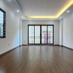 Nhà mới 5 tầng tựu liệt, thanh trì ngõ nông, gần ô tô 43m2 nhỉnh 5 tỷ