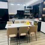 Cho thuê căn hộ chung cư vinhomes