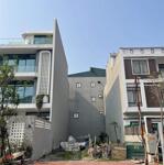 Bán đất rẻ quạt vựng đâng siêu đẹp. dt:200m2,mt:8m. hướng : tb !!!