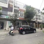 Nhà đẹp 3 tầng mt kd lê văn thịnh cần bán gấp giá chỉ nhỉnh 5 tỷ.