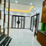 Nhỉnh 5 tỷ, lô góc, phú lương, ngõ rộng, nhà mới, dt 35m2,5 tầng, mt 5,7m, 5 tầng, mt 5,7m
