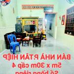 Bán rẻ nhà tân hiệp kp1, sổ hồng riêng, đường rộng 5m, sân đậu oto