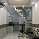 Nhỉnh 2 tỷ xe hơi đậu cửa nhà 2tầg 2pn nguyễn sơn ngay chợ vải tân phú. tặng full nội thất