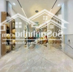 Bán gấp nhà đẹp ôtô tận cửa 2tỷ990/81m2, đ. lý thường kiệt - p. 15 - q. 11, đang thuê 27 triệu