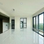Centery 120m2 - 19tr/tháng - ntcb bàn giao từ cdt, nhà cực kỳ rộng và thoáng mát. lh: 0933.532.538