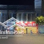 Cho thuê nhà mặt tiền đừơng cmt8 p.5, q.tân bình, gần ngã ba ông tạ, dt sàn 220m2 chỉ 40 tr/tháng