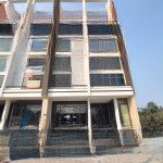 Cho thuê shophouse mặt đường cienco5,diện tích 300m2,đã hoàn thiện,thang máy phòng cháy..