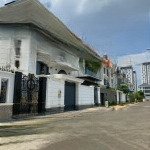 Quận 9: bán biệt thự liên phường ngang 15m 5pn 5wc full nội thất thiết kế cao cấp