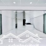 2 mặt thoáng trước sau huỳnh văn bánh, pn (7x17m) sẵn 6 tầng thang máy vuông. hđt: 70tr. chỉ 21,7tỷ