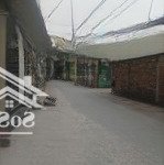 Nhà cực đẹp mt 5,7m - ô tô 7 chỗ đỗ cửa, sửa cửa vào nhà - 5m ô tô tránh - 100m ra ql21b - nhà mới