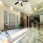 Nhà mới đẹp full nội thất - vào ở ngay - tiện ích bao xung quanh, 3 tầng. 3pn. 4wc