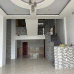 Nhà 3 lầu mặt tiền kdc hưng phú