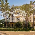 Chính chủ gửi bán căn góc trục đường lớn nhất dự bán verosa park dt 178m2 giá chỉ từ 20 tỷ