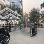 Bắc từ liêm - ôtô tránh- đỗ cửa vào nhà, lô góc 2 mặt tiền ôtô- phân lô chia thửa thì cực đẹp