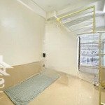 Cho thuê phòng có gác cao không đụng đầu 25m2 ngay lê văn việt ngã ba mỹ thành