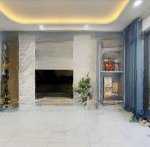 Bán căn full nội thất cao cấp cực đẹp gói 8 đường thông, hướng nam, đang có hđ thuê 25tr/ tháng