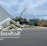Bán lô góc 2 mặt tiền đường nguyễn văn hưởng và đường d3 p. long tâm tp br - vt