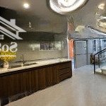 Nhà hẻm lô góc q11 - 3 tầng vào ở ngay - gần chợ thiếc - 28 m2 - giá 4,8 tỷ