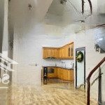 Siêu hiếm! nhà phố dịch vọng hậu - duy tân - trần thái tông, dân xây chắc chắn 40m2*5t, giá 7 tỷ.