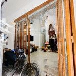 Nhà gần 50m2, đúc trệt - lầu btct, còn mới, giá 4,65 tỷ còn bớt