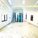 Bán nhà phố nguyễn văn cừ, long biên, 6 tầng, thang máy, 3 mặt thoáng, dt 51m2 - chỉ hơn 9 tỷ