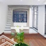 Nhà tại phố lệ mật - việt hưng - 44m2 x 6 tầng thang máy - lô góc 2 mặt ngõ - ô tô vào nhà