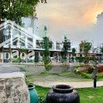Bán verosa park view hồ bơi giá 15.2 tỷ dt 5x17m thiết kế 3 tầng view thoáng