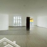 Cho thuê nhà căn góc hà quang 2, phù hợp kinh doanh mọi ngành nghề, lh: 0934797168