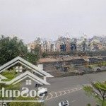 Mặt phố đường láng - vỉa hè kinh doanh - một mặt phố - một mặt ngõ oto - thang máy