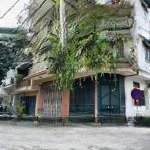 Hoa hâu phân lô ba đình sát hoàn kiếm
