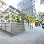 Bán nhà hoàng cầu quận đống đa 106m2 mt10m 2 tầng lô góc ô tô, ở hoặc xây toà kinh doanh dòng tiền