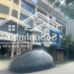 Hàng hiếm 85m2, 7 tầng. mt 5m vạn phúc. có tầng hầm. thông sàn cho thuê 50 triệu. có thang máy