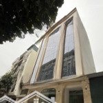 Tòa văn phòng duy nhất ở hà đông 130m2 mặt tiền 12m xây 7 tầng 1 tầng hầm. dòng tiền 100 triệu
