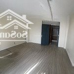 Cho thuê nhà mặt tiền đường d1 khu himlam, q. 7 nhà có thang máy. giá 55tr/th. lh: 0909380892 vũ