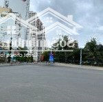 Nhà 3 mặt tiền view biển cực hiếm mặt tiền phạm văn đồng, ngay bãi tắm hòn chồng nha trang