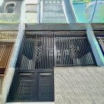 Mặt tiền hẻm quận 4 - kinh doanh mua bán ( khu dân cư hiện hữu)