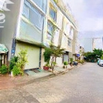 Bán nhà giang biên 40m2 4tầng view vườn hoa công viên ô tô tránh dừng đỗ ngày đêm giá 9,4 tỷ sổ đẹp
