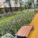 Bán 1 căn nhà phố dtsd 186m2 view công viên phú hữu tp thủ đức giá 5.x tỷ