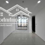 Ch 2pn phú đông sky garden 70m2 còn 2,7 tỷ bao thuế phí, đã nhận nhà!!