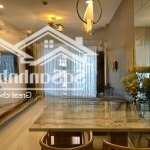 Saigon royal cho thuê 2pn căn góc nt đẹp 20 triệu/th. đang trống xem nhà lh em như